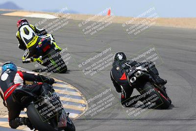 media/Mar-13-2022-SoCal Trackdays (Sun) [[112cf61d7e]]/Turn 10 Backside (105pm)/